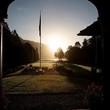 Dalen Hotel דאלן