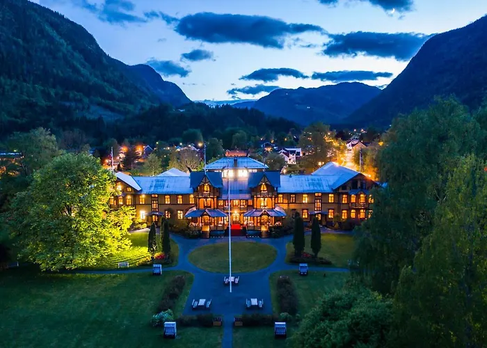 Dalen Hotel دالين